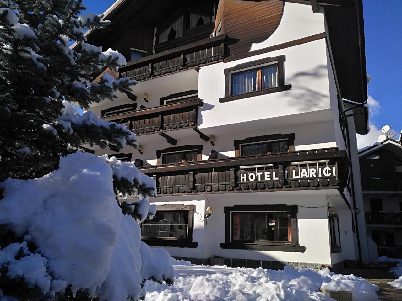 Hotel I Larici Bardonecchia Bagian luar foto