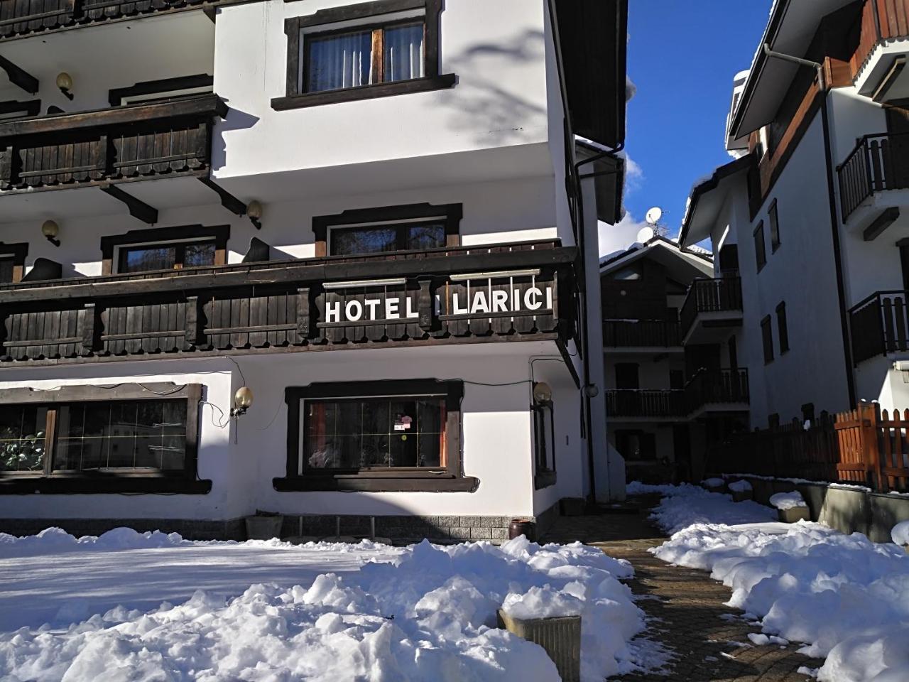 Hotel I Larici Bardonecchia Bagian luar foto