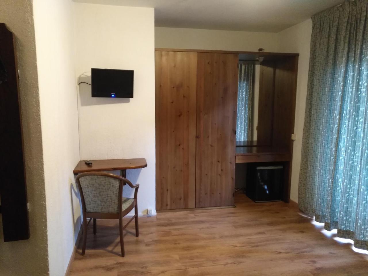 Hotel I Larici Bardonecchia Bagian luar foto