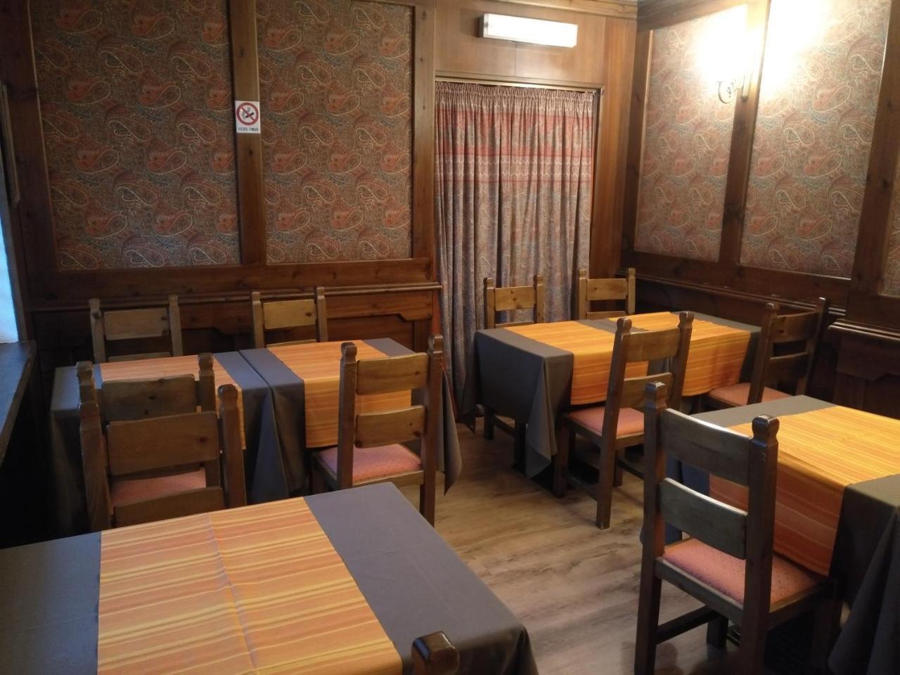 Hotel I Larici Bardonecchia Bagian luar foto